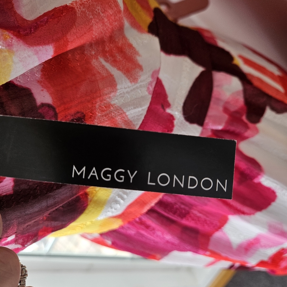 NWT Maggy London Criss-Cross Halter Tiered Maxi Dress, Size 10 - Picture 15 of 17